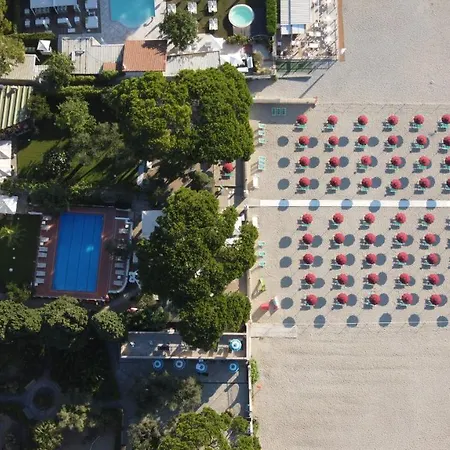 Eden Park Hotel 4*