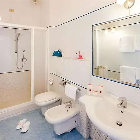 Eden Park Hotel