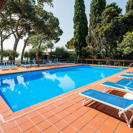 Eden Park Hotel