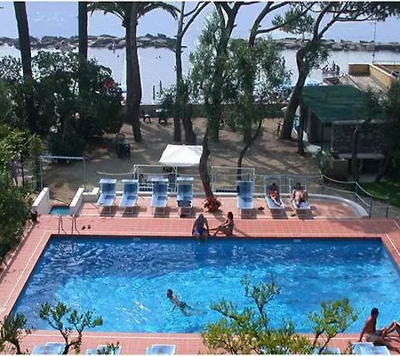 Eden Park Hotel Diano Marina