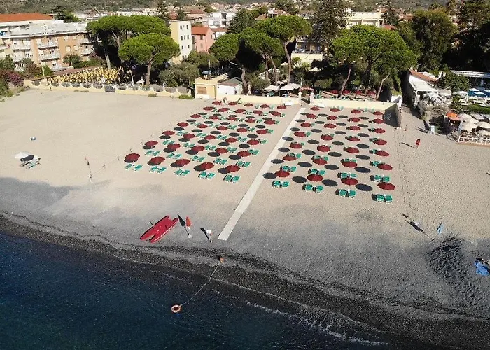 Eden Park 4* Diano Marina